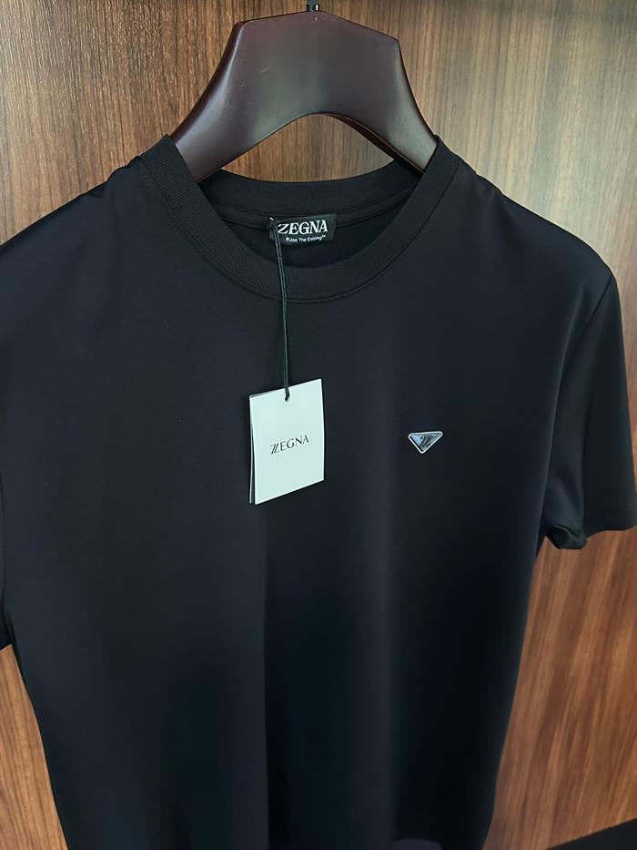 Metal Logolu Modal Kumaş T-Shirt