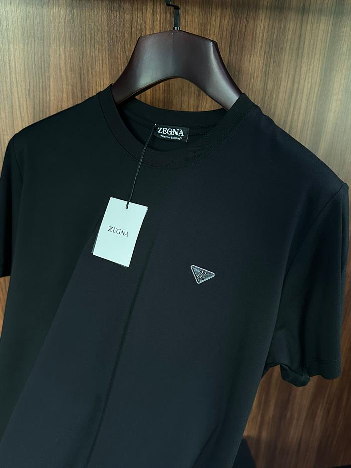 Metal Logolu Modal Kumaş T-Shirt