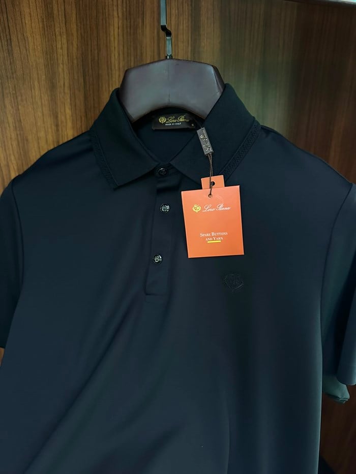 Nakış Logolu Yaka Ribanalı T-Shirt