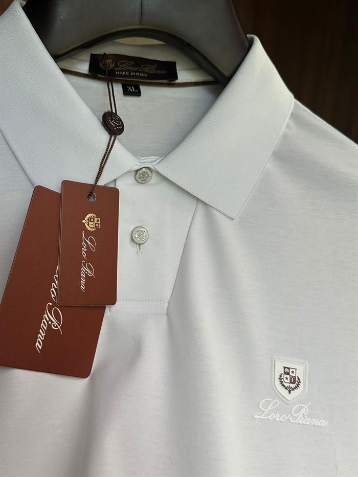 Slikon Logolu Kol Detaylı Modal Kumaş Yakalı T-Shirt