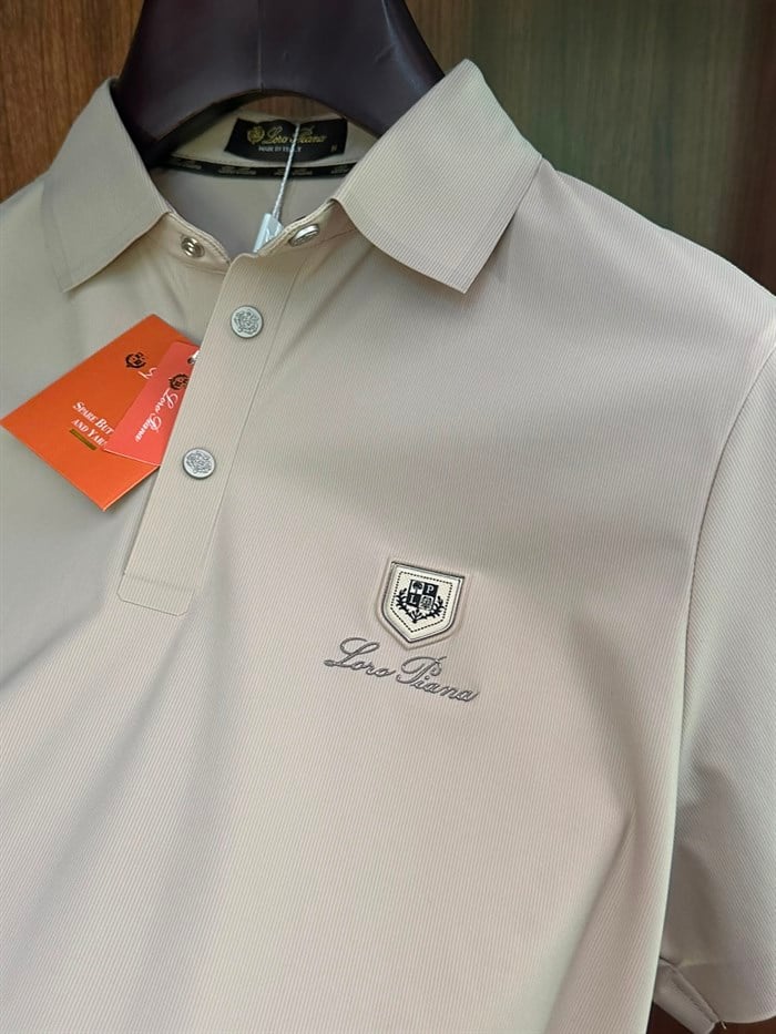 Silikon Kabartma Logolu İtalyan Yaka T-Shirt