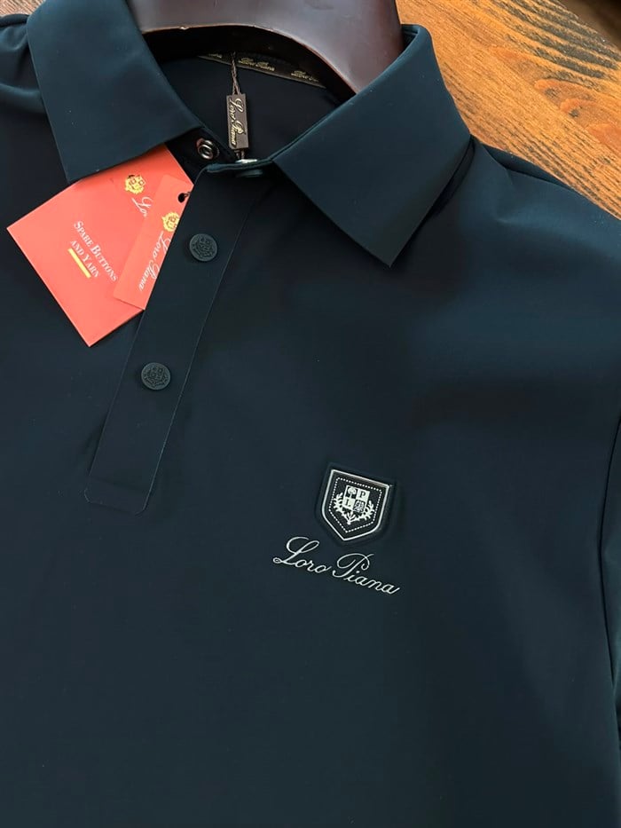 Silikon Kabartma Logolu İtalyan Yaka T-Shirt