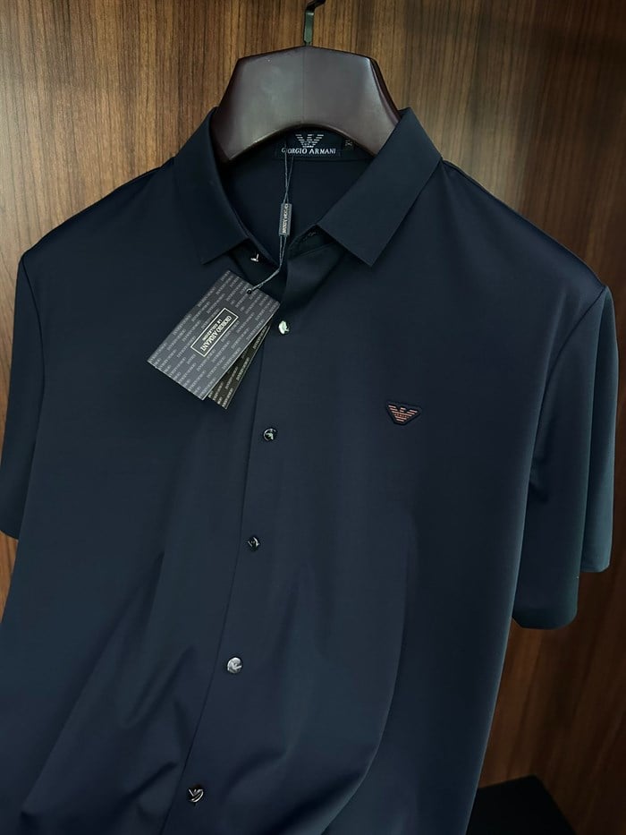 Silikon Kabartma Logolu Modal Kumaş Yakalı T-Shirt