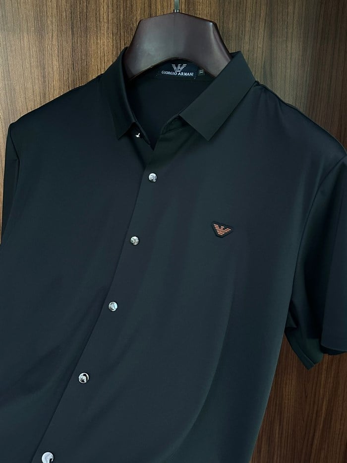 Silikon Kabartma Logolu Modal Kumaş Yakalı T-Shirt