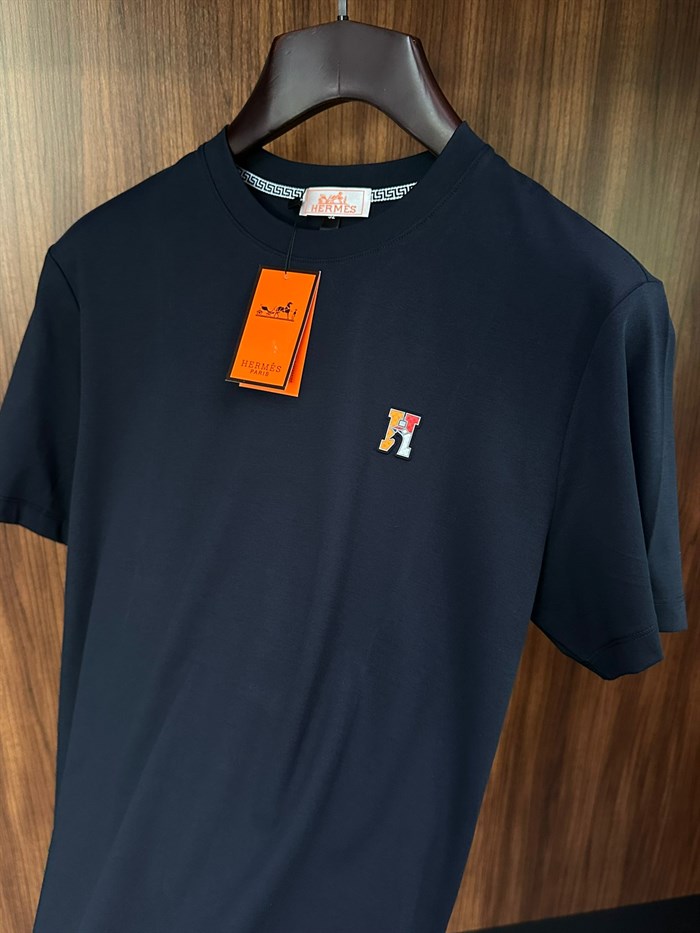 Silikon Kabartma Logolu Modal Kumaş T-Shirt
