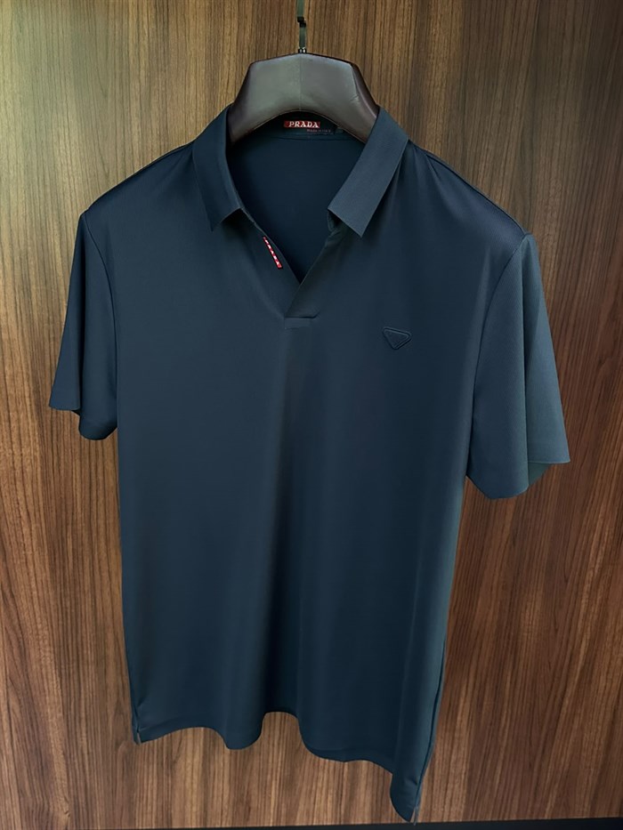 Tonaton Slikon Logolu Acık Yaka Modal Yakalı T-Shirt
