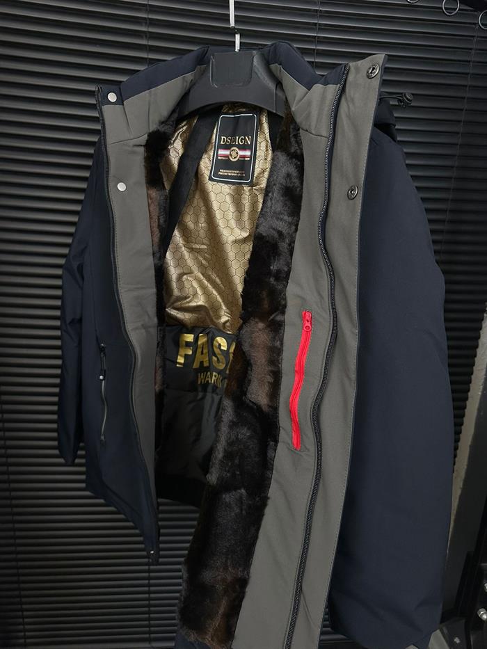 İçi Kürklü Kapşonlu Mont