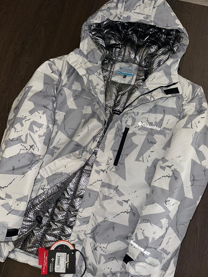 İçi Termalli Kapşonlu Kar Montu