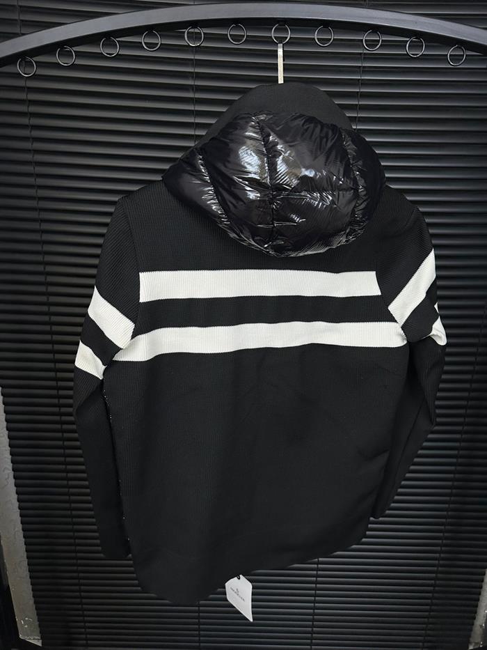 Kapşonlu Sırt Kol Örme Mont