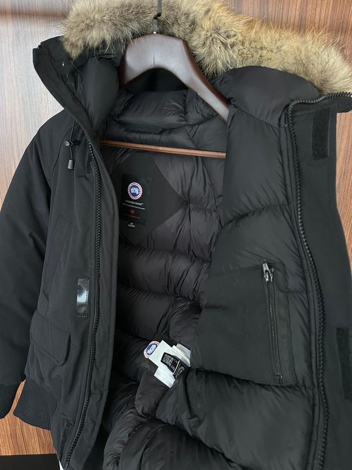 Kürk Detaylı Kapşonlu Kaz Tüyü Kart Mont