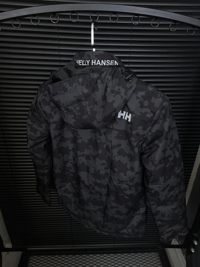 Marka Logolu Kamuflaj Desenli İçi Polarlı Mont