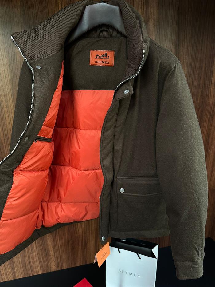 Mıknatıslı Düğme Detaylı Puf Mont