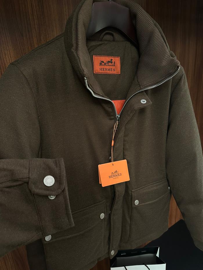 Mıknatıslı Düğme Detaylı Puf Mont