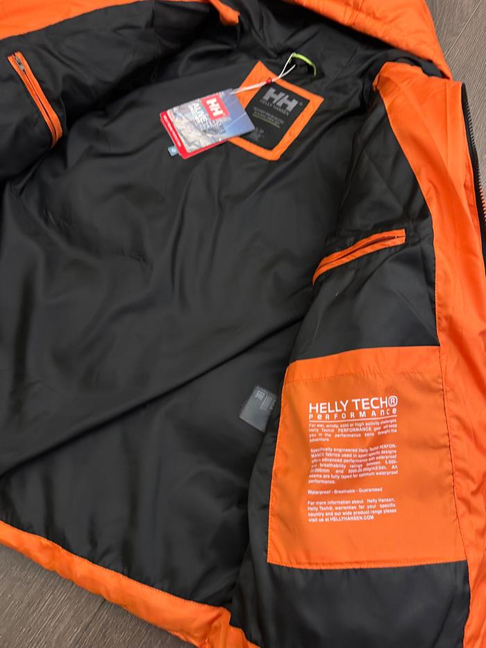 Nakış Logo Detaylı Şişme Mont