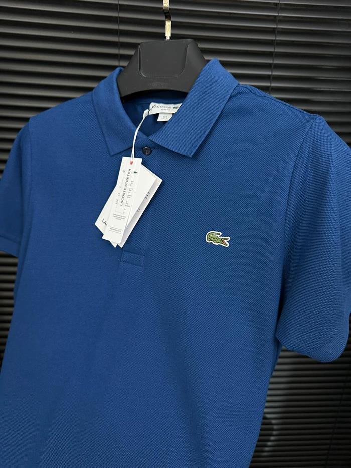 Göğüs Nakış Armalı Yakalı T-Shirt