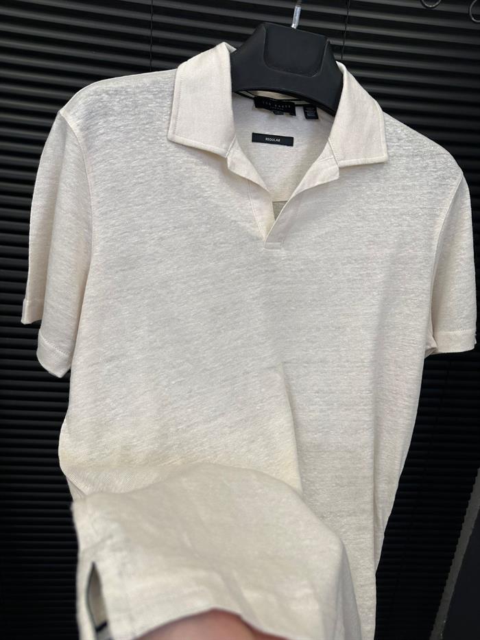 Merserize Kumaş Yakalı T-Shirt