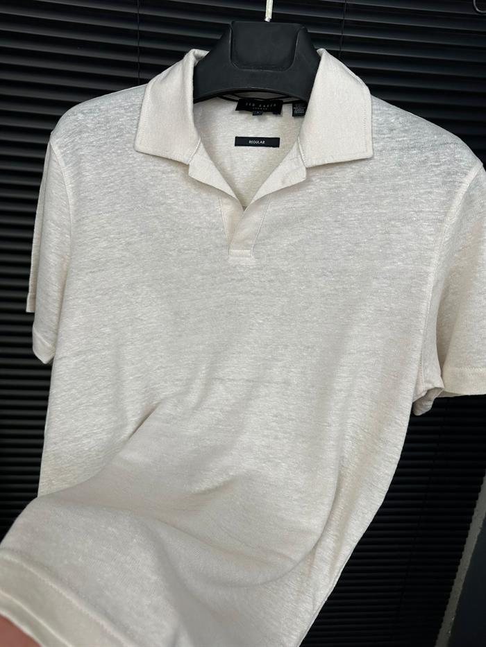 Merserize Kumaş Yakalı T-Shirt