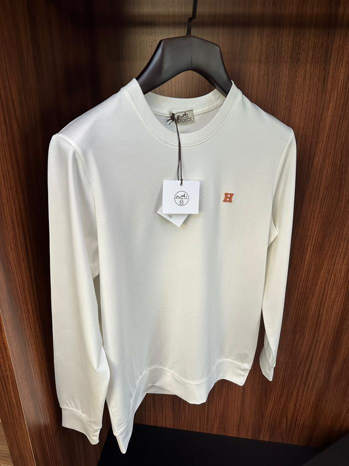 Metal Kabartma Logolu Basic Sweatshirt