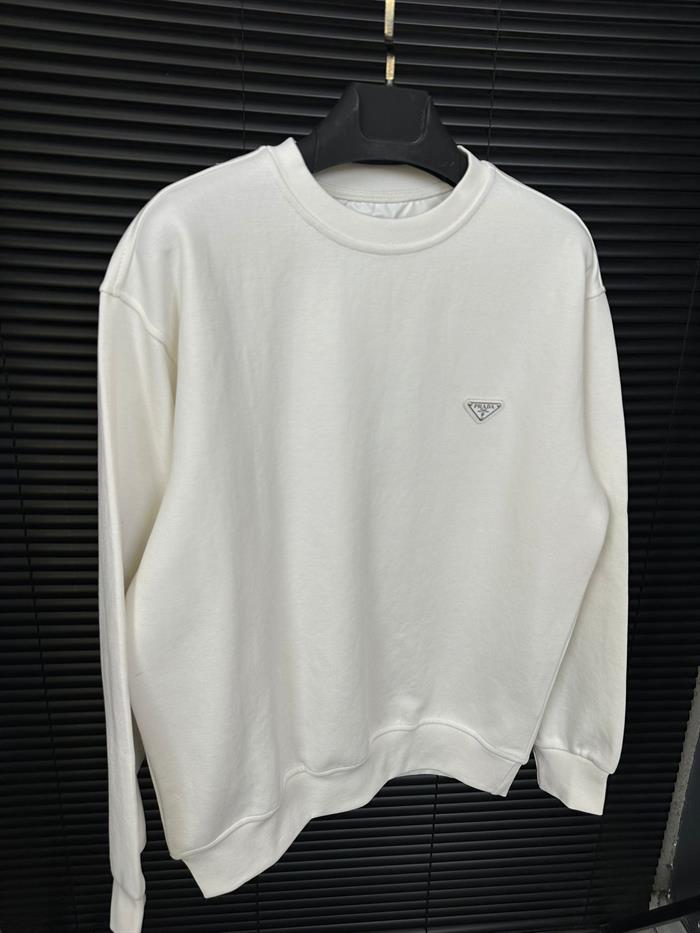 Metal Logolu Basic Sweatshirt