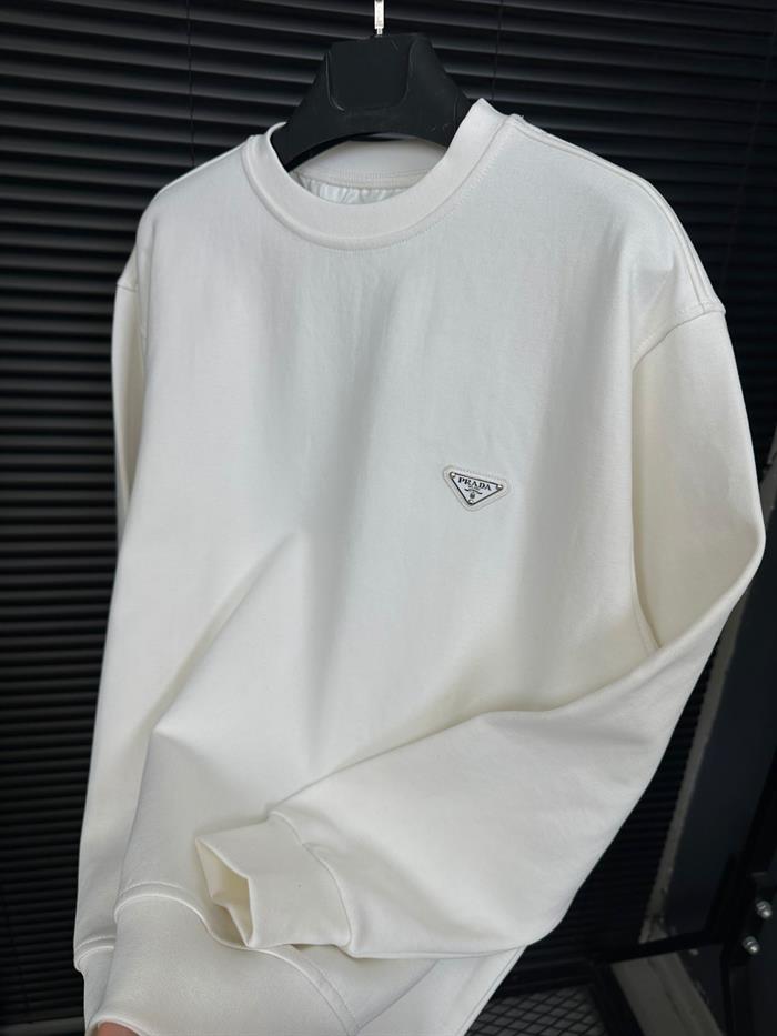 Metal Logolu Basic Sweatshirt