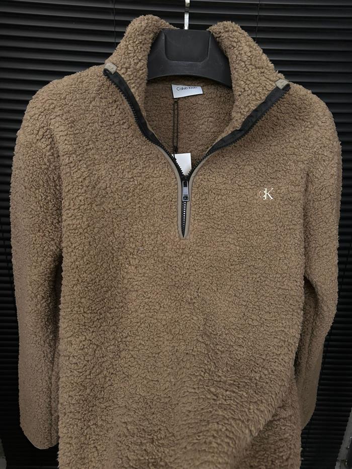 Metal Logolu Yarım Fermuarlı Peluş Sweatshirt