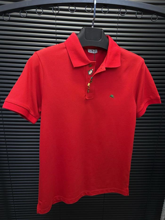 Nakış Armalı Boncuk Detaylı Yakalı T-Shirt