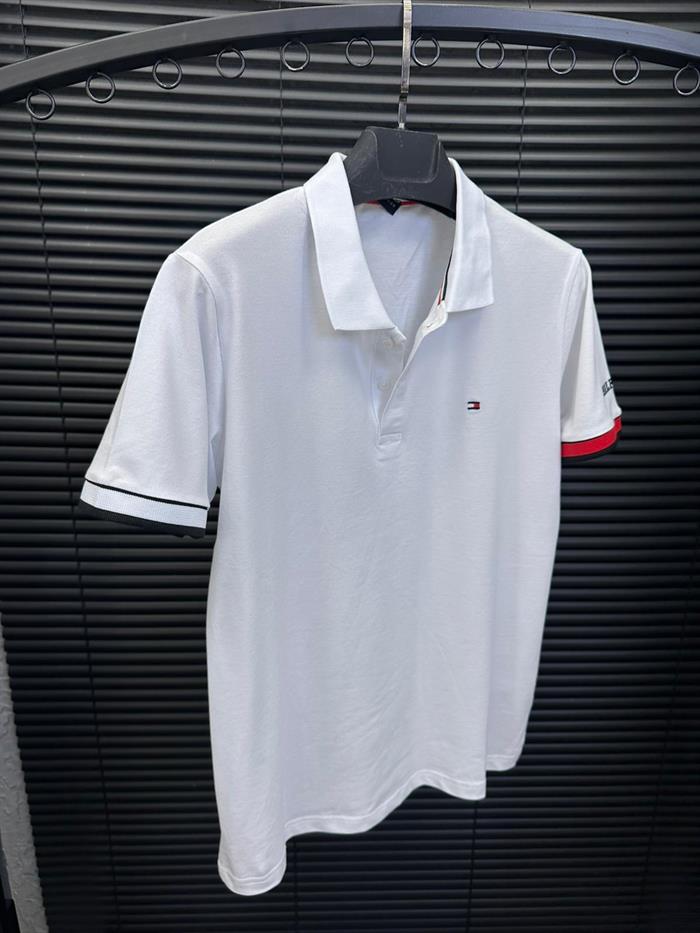 Nakış Armalı Yakalı T-Shirt