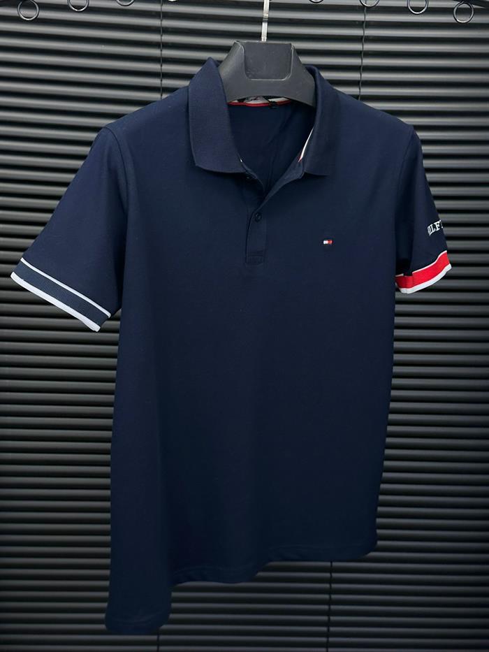 Nakış Armalı Yakalı T-Shirt 