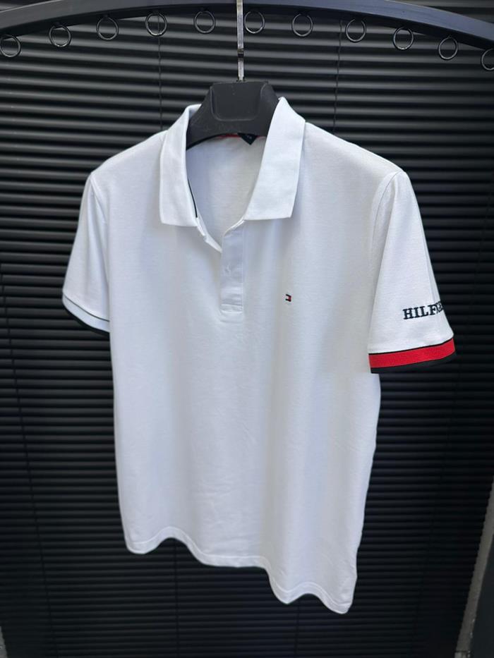 Nakış Armalı Yakalı T-Shirt