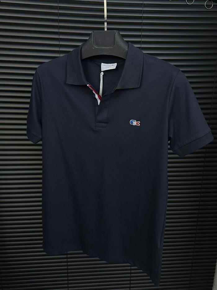 Nakış Armalı Yakalı T-Shirt