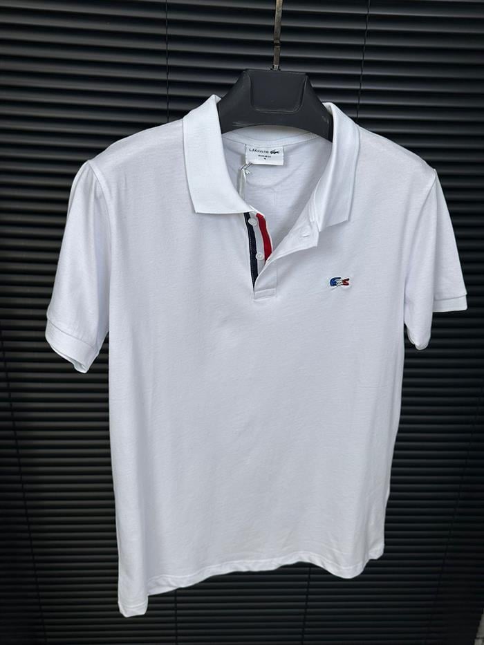 Nakış Armalı Yakalı T-Shirt