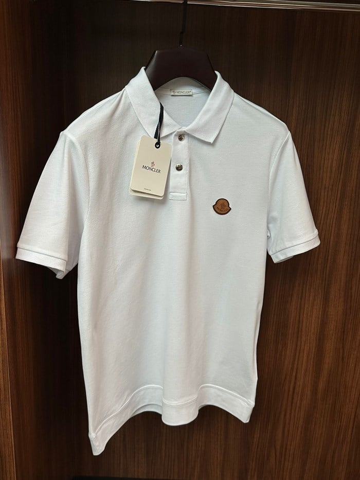 Deri Logo Metal Düğmeli %100 Cotton Yakalı T-Shirt