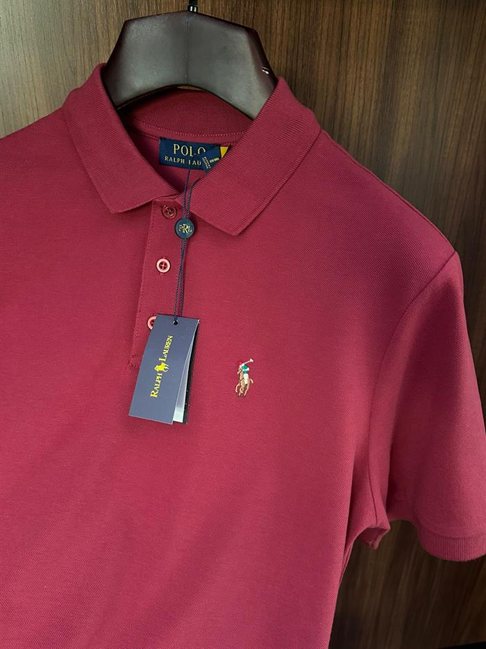 Göğüs Nakış Logolu Yakalı T-Shirt