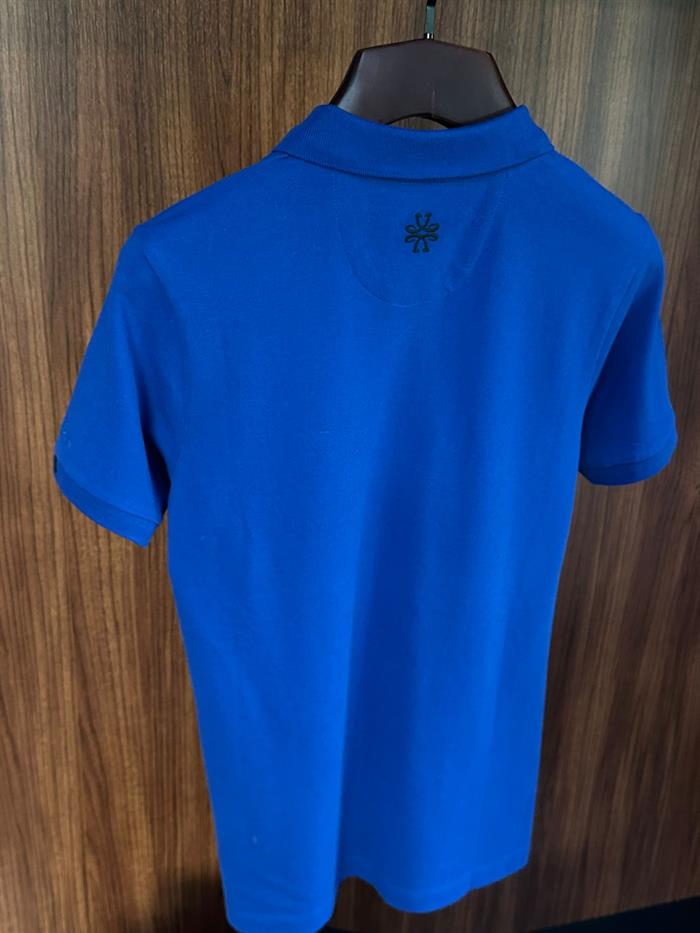 Kol Ve Göğüs Nakış Detaylı Yakalı T-Shirt