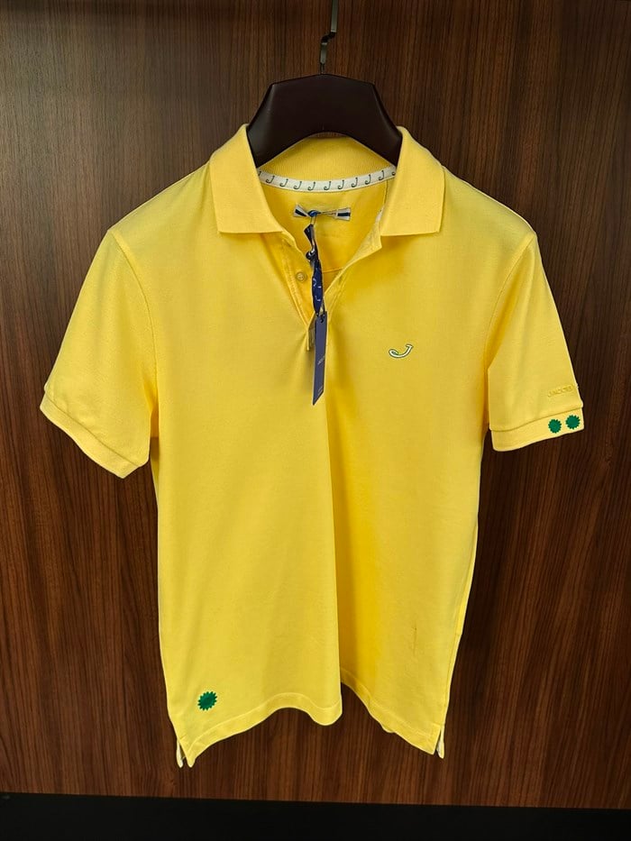 Kol Ve Göğüs Nakış Detaylı Yakalı T-Shirt