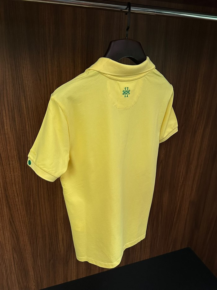 Kol Ve Göğüs Nakış Detaylı Yakalı T-Shirt