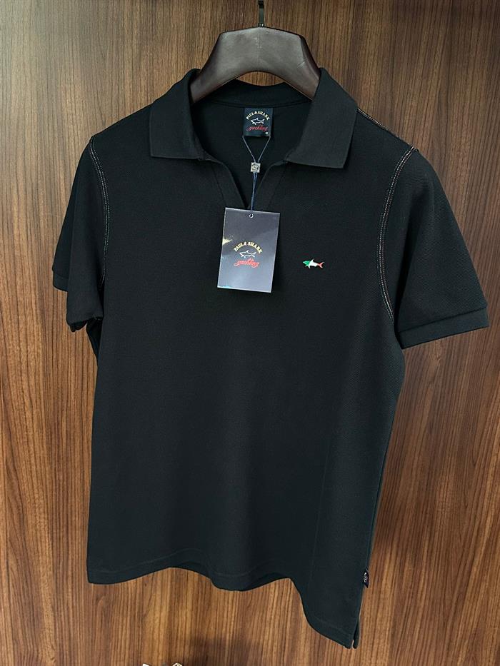 Metal Logolu Pike Kumaş Yakalı T-Shirt