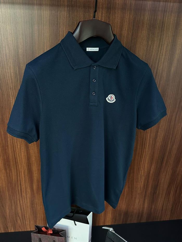 Nakış Logo Ve Yaka Detaylı Yakalı T-Shirt