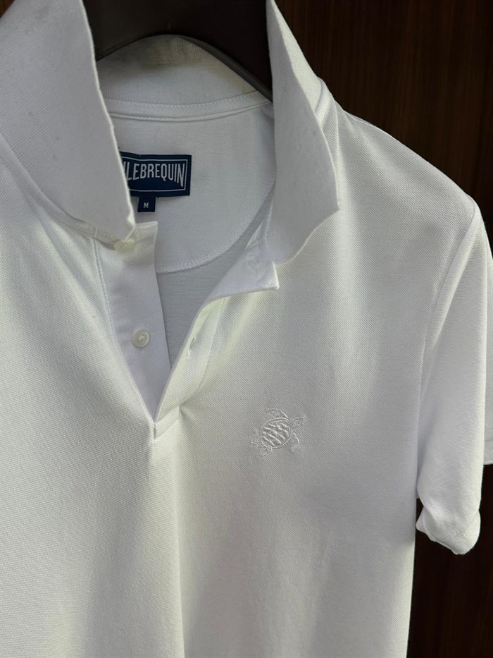Nakış Logolu Ense Yazılı Yakalı T-Shirt