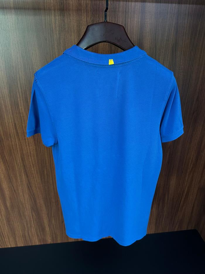 Nakış Logolu Yaka Boncuk Detaylı T-Shirt