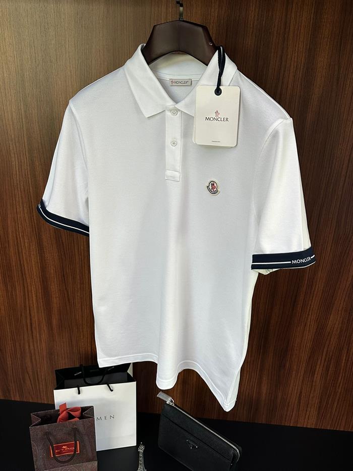 Nakış Marka Logolu Kol Yazı Detaylı Yakalı T-Shirt