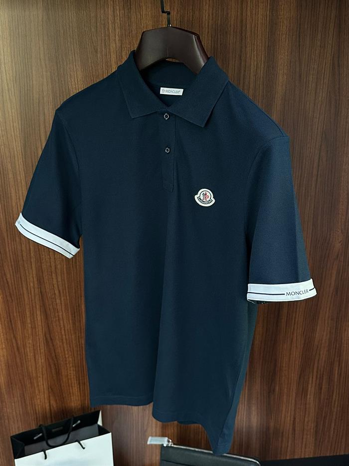 Nakış Marka Logolu Kol Yazı Detaylı Yakalı T-Shirt