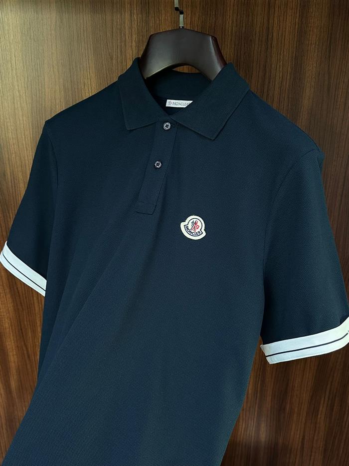 Nakış Marka Logolu Kol Yazı Detaylı Yakalı T-Shirt