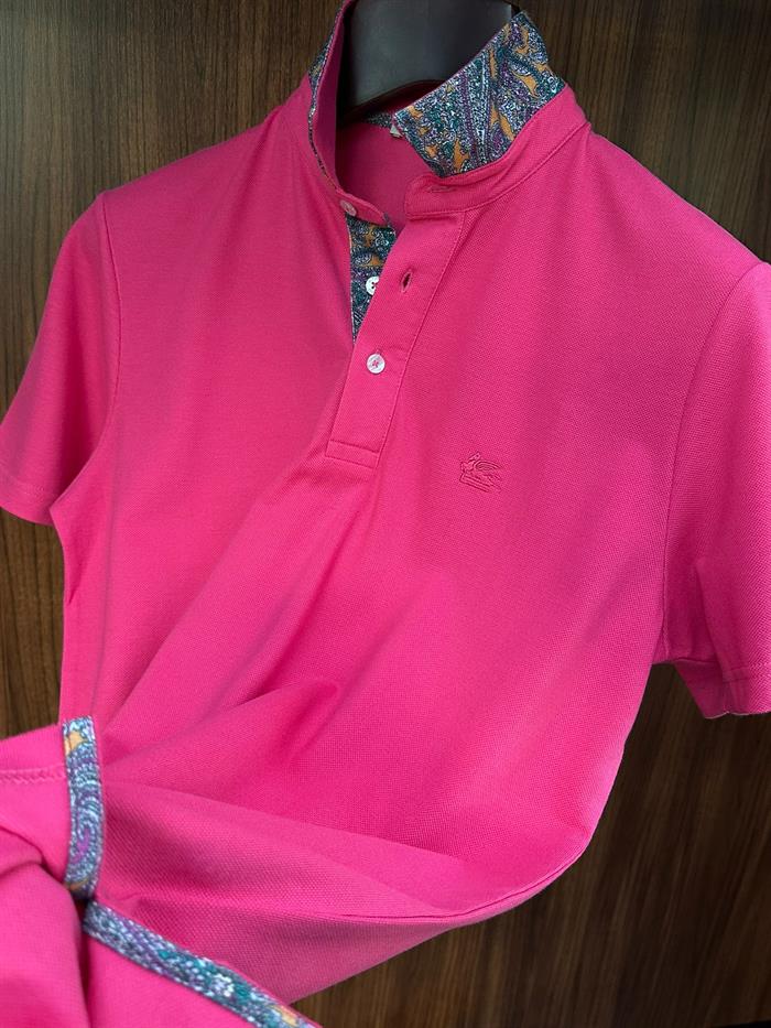 Yaka Desen Detaylı Pike Kumaş Yakalı T-Shirt