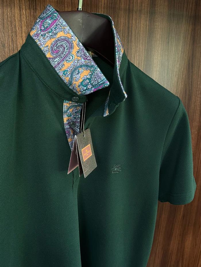 Yaka Desen Detaylı Pike Kumaş Yakalı T-Shirt