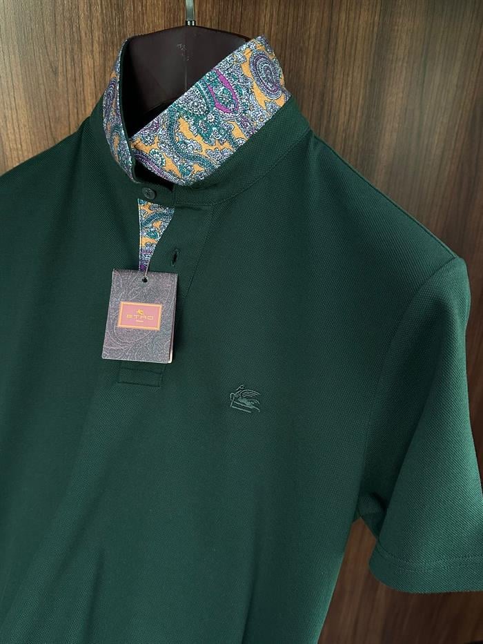 Yaka Desen Detaylı Pike Kumaş Yakalı T-Shirt
