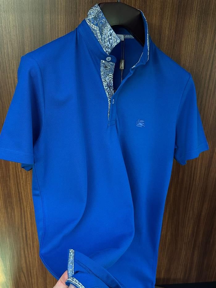 Yaka Desen Detaylı Pike Kumaş Yakalı T-Shirt