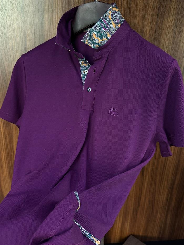 Yaka Desen Detaylı Pike Kumaş Yakalı T-Shirt