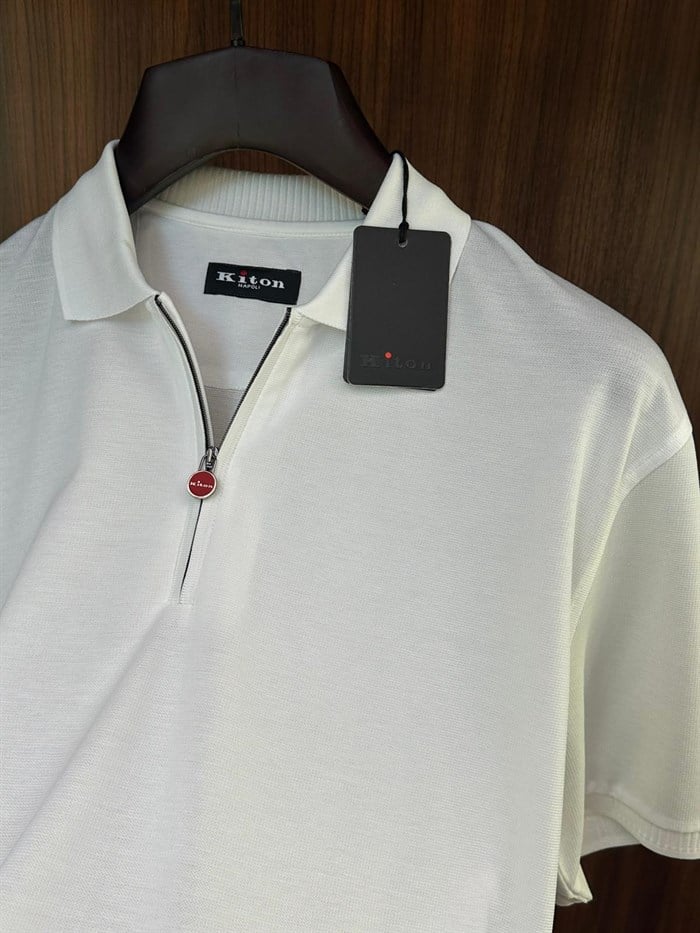 Yarım Fermuarlı Pike Kumaş Yakalı T-Shirt