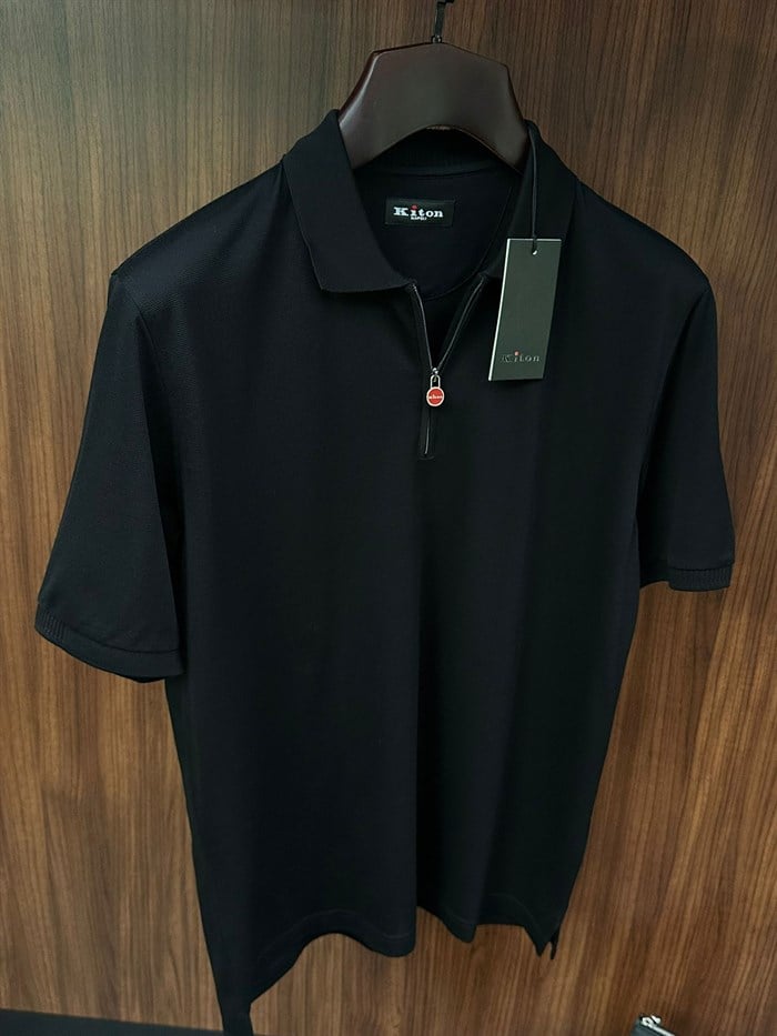 Yarım Fermuarlı Pike Kumaş Yakalı T-Shirt